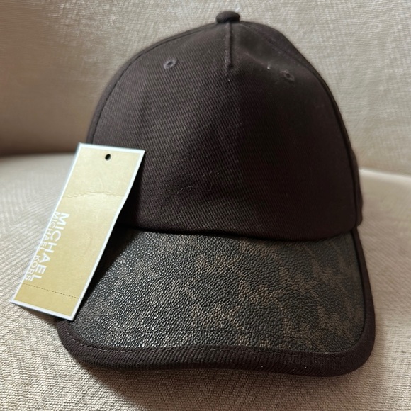 Michael Kors Black and Brown Cap - Picture 1 of 5